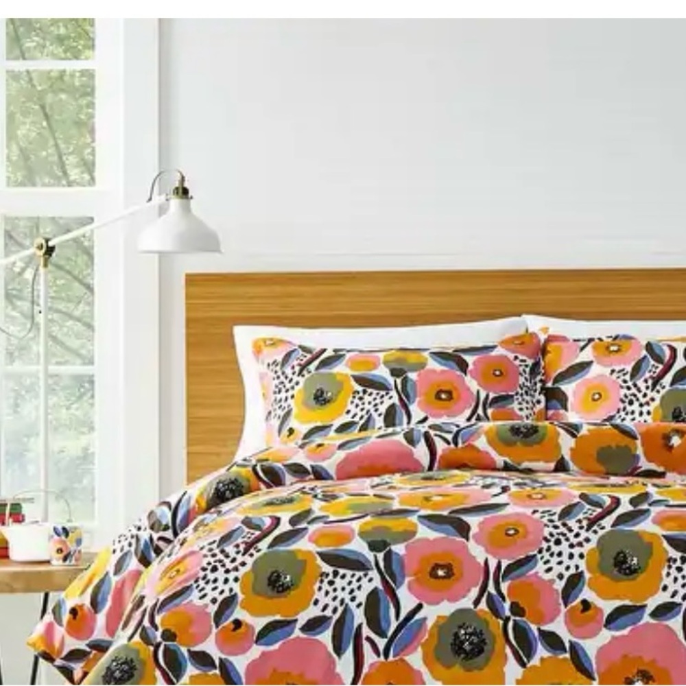 BRAND NEW Marimekko Rosarium king pillow shams